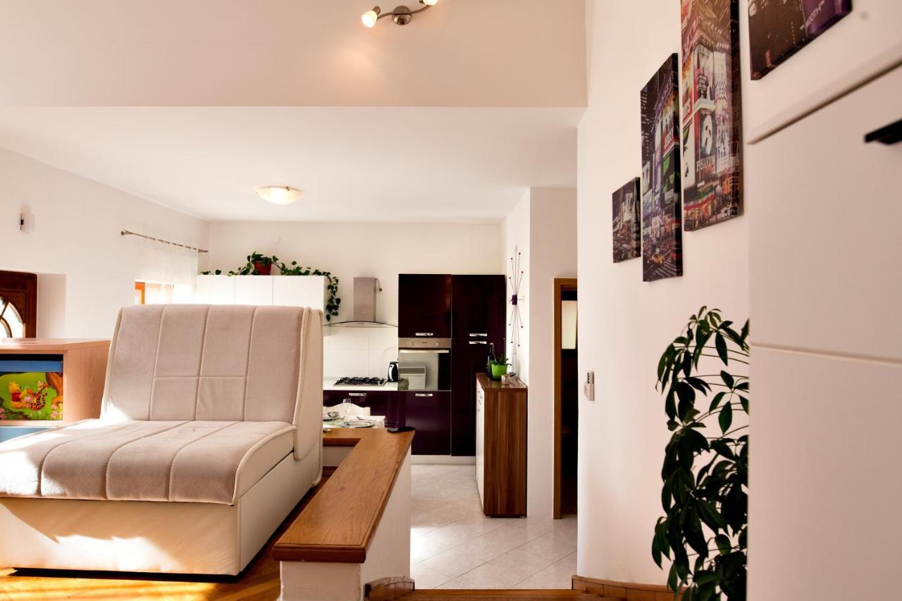 Petar Pan Apartment Sibenik Exterior photo